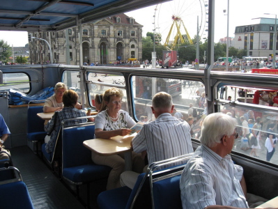 (14) Dresdner Stadtfest 2007 - Ausblick vom oberen Stock