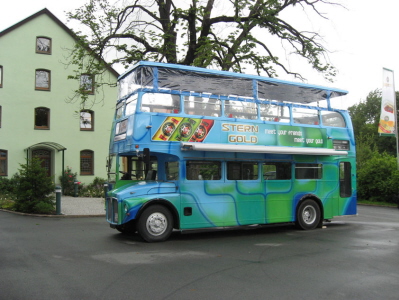 (6) Einweihung des LDD Buses vor der Sternquellbrauerei Brauerei (2)